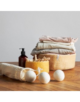 AVEVA DESIGN - DRYER BALLS white 4-pack