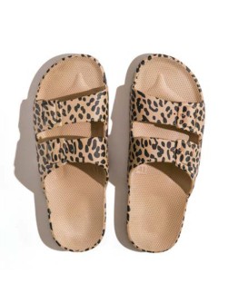 FREEDOM MOSES - Slippers Leo Camel