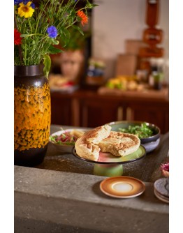 HK LIVING - 70s ceramics: plateau licorice, M