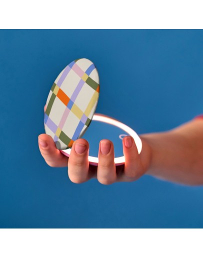 KIKKERLAND - Inkerie Led Pocket Mirror KIKKERLAND - Inkerie Led Pocket Mirror