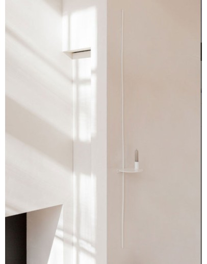 K' WILLEM - De lange wandkaars Wit