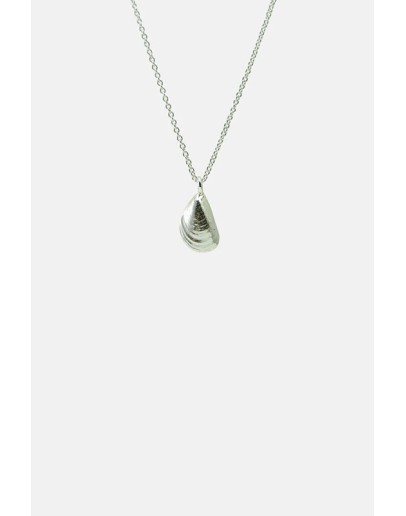 STUDIO MHL - Necklace Tiny Mussel Silver