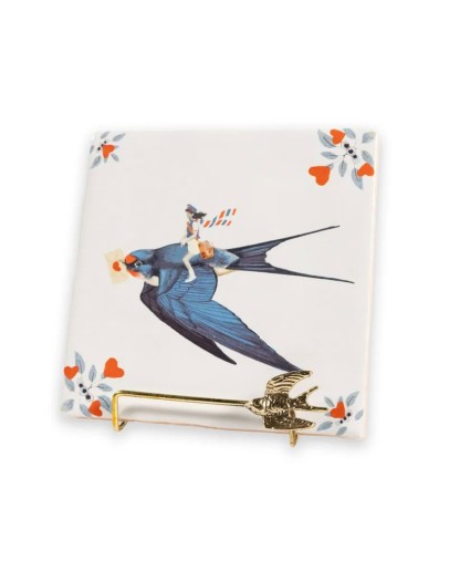 STORYTILES - Golden stand swallow