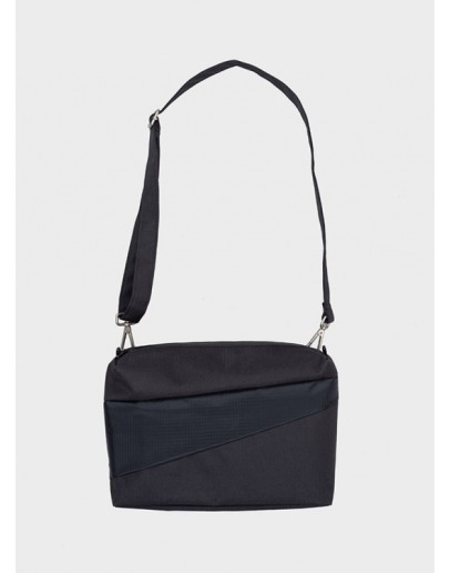 SUSAN BIJL - The New Bum Bag Medium - Black & Black 